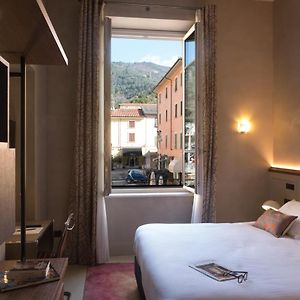 Camera standard con letto king size